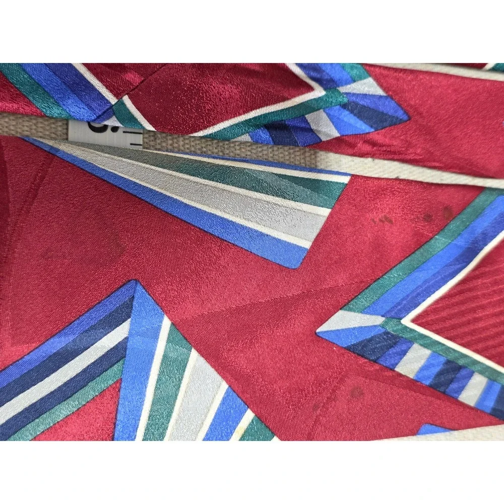 JT Beckett Mens Silk Tie Red Blue Green Geometric Abstract Striped Vintage 59